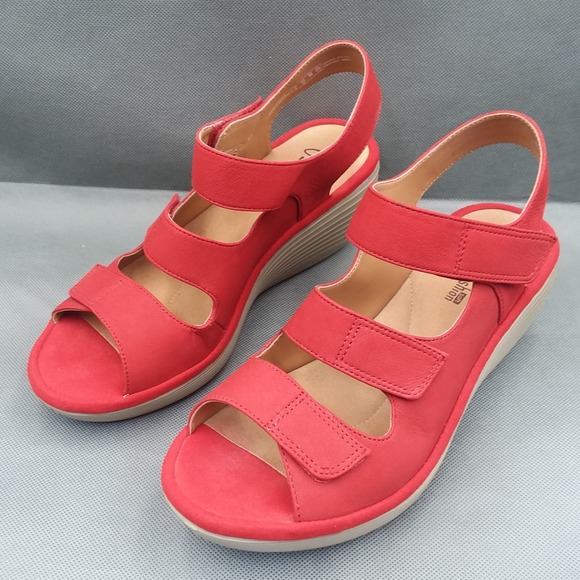 Clarks Reedly Juno Womens 7.5 Shoes Red Nubuck Strappy Platform Wedge Sandals - Picture 2 of 12